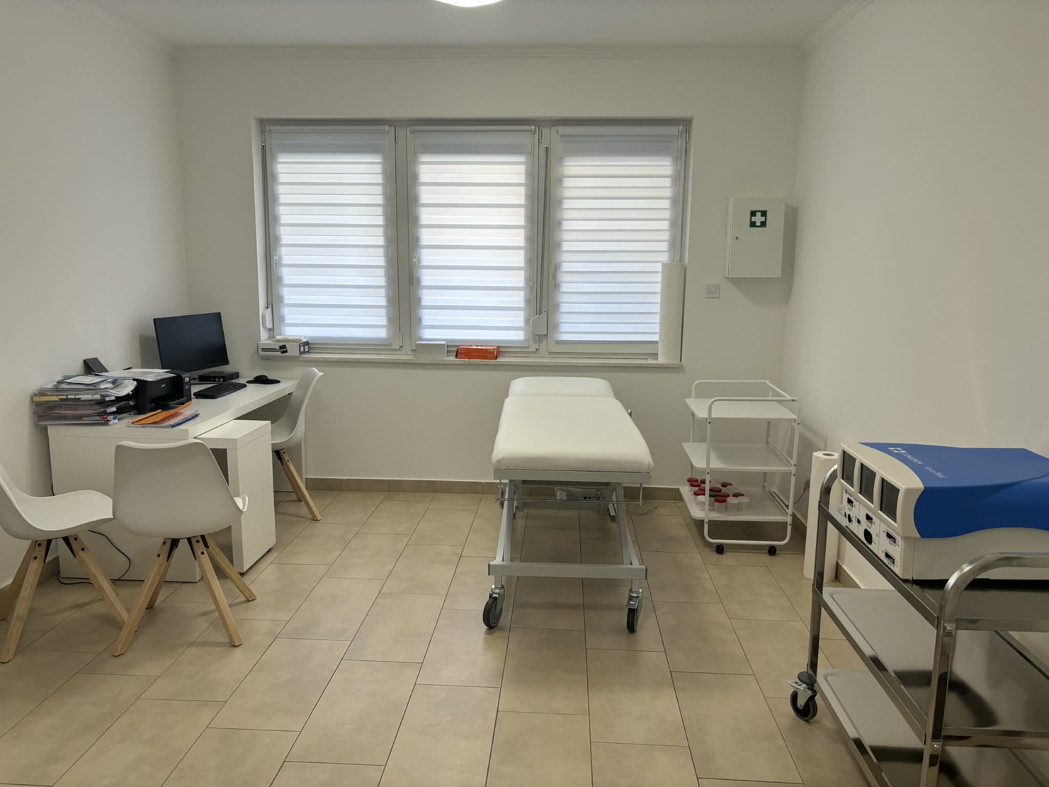 Veresegyházi rendelő – orvosi szoba
